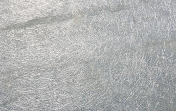 Foals Green laminate fibreglass or shingles?